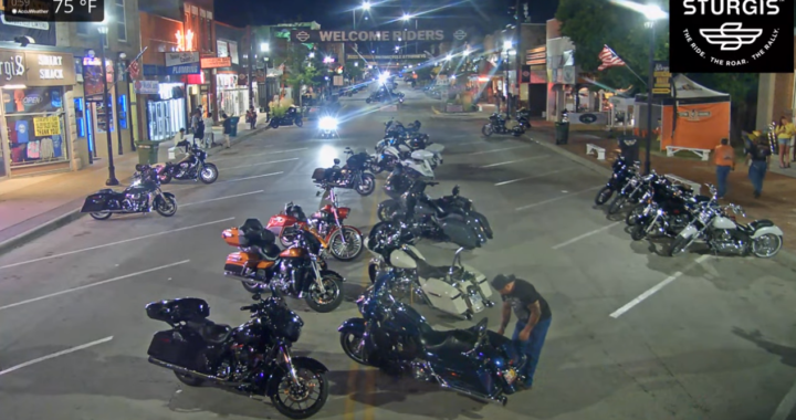 Live Streaming Webcam from Tower Stand Downtown Sturgis SD